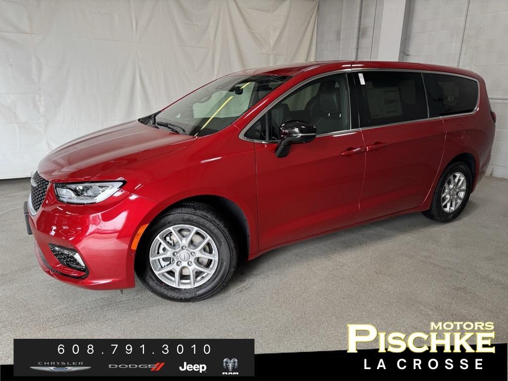 new 2025 Chrysler Pacifica car