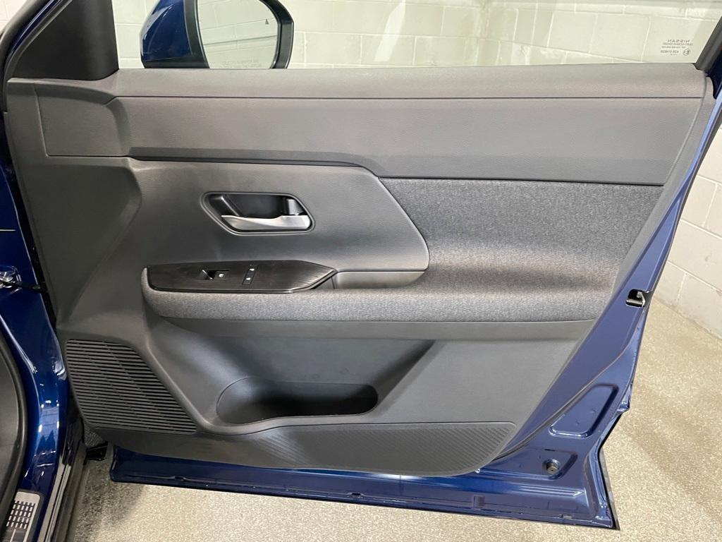 new 2025 Nissan Kicks car
