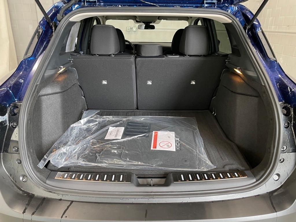 new 2025 Nissan Kicks car