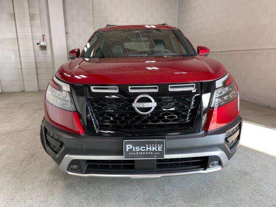 new 2024 Nissan Pathfinder car, priced at $40,250