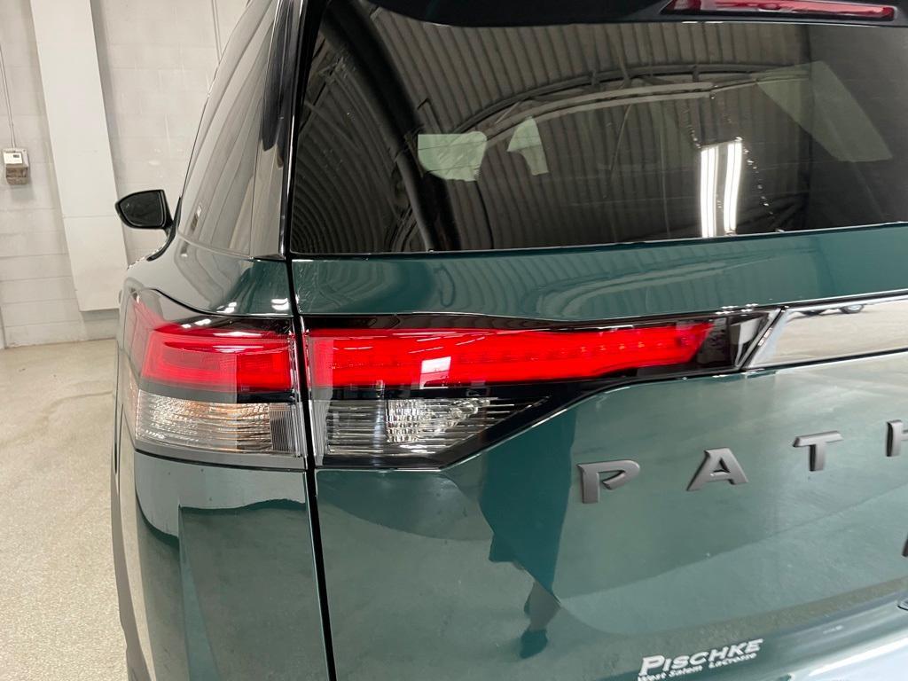 new 2025 Nissan Pathfinder car