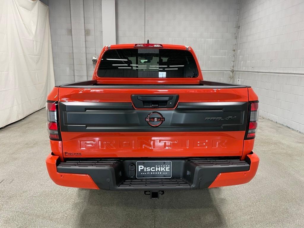 new 2025 Nissan Frontier car