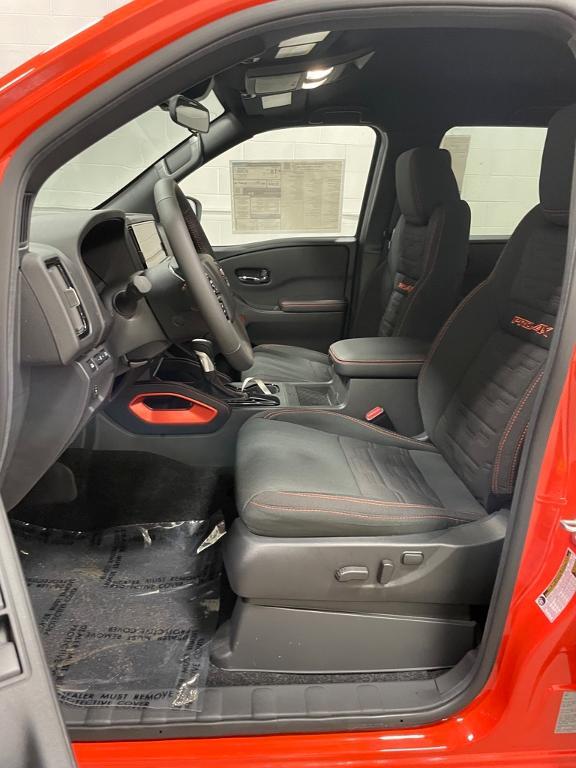 new 2025 Nissan Frontier car