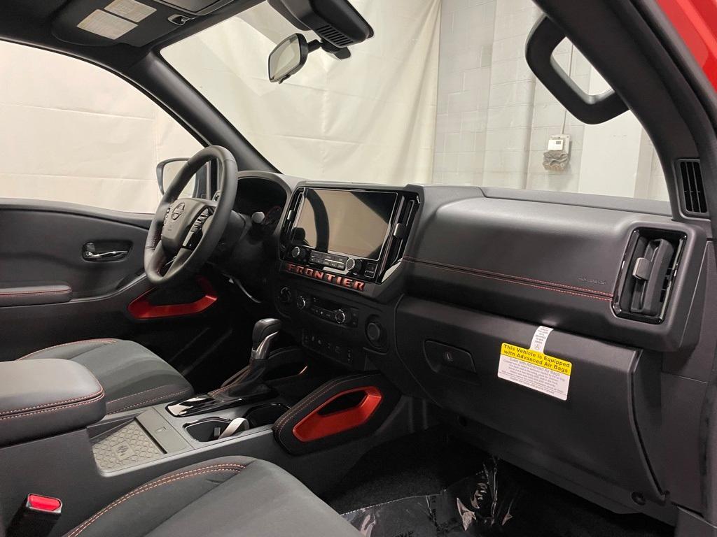 new 2025 Nissan Frontier car