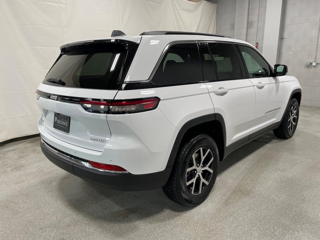 new 2025 Jeep Grand Cherokee car, priced at $46,815