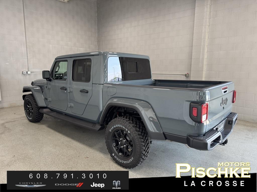 new 2025 Jeep Gladiator car