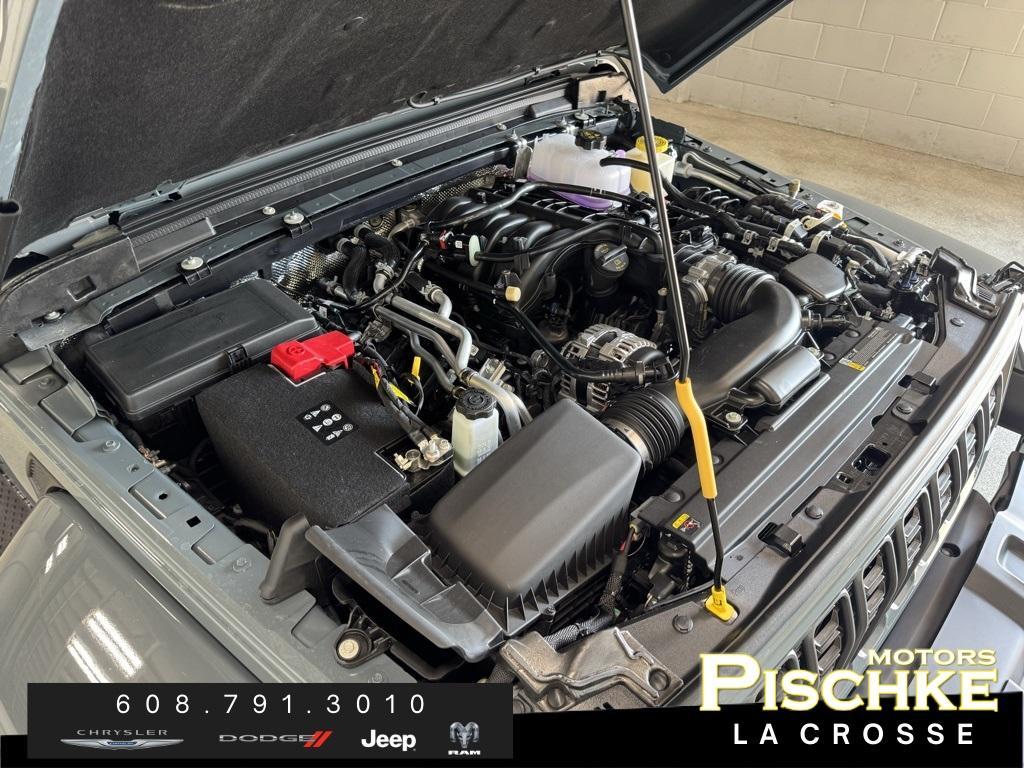 new 2025 Jeep Gladiator car