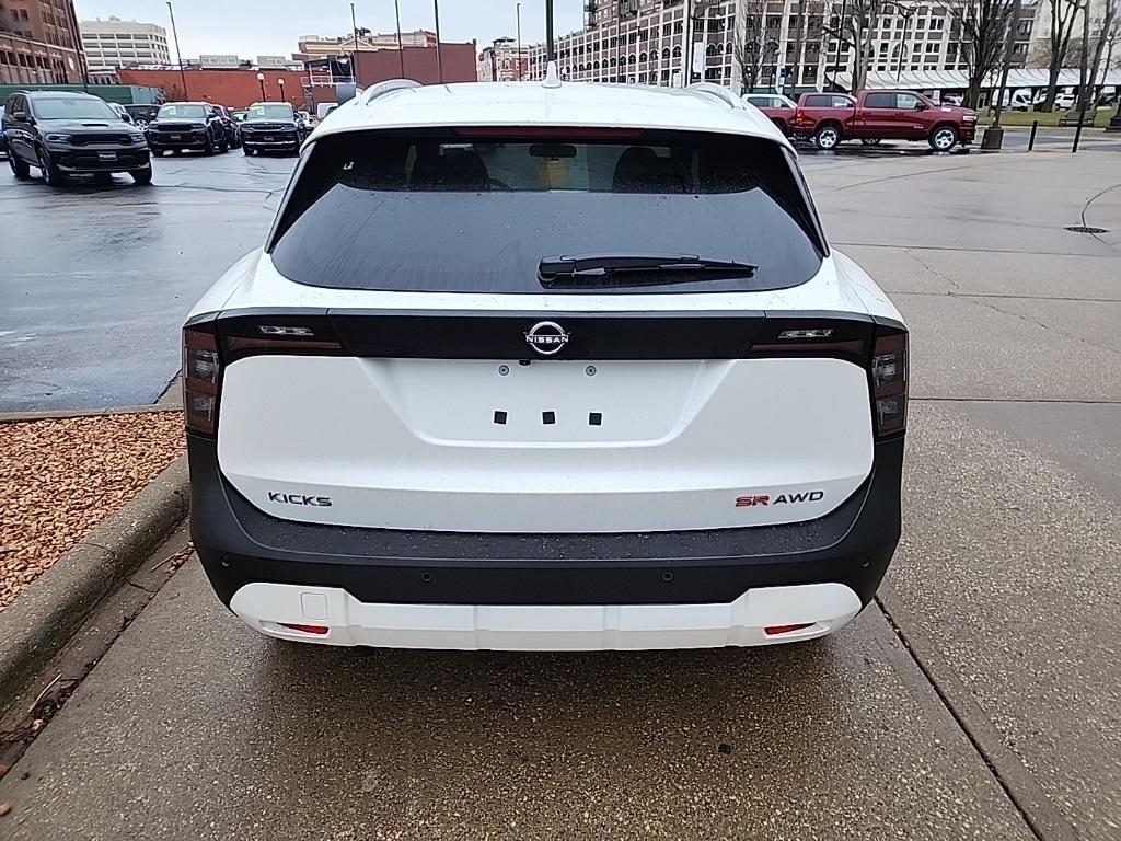 new 2025 Nissan Kicks car, priced at $29,512