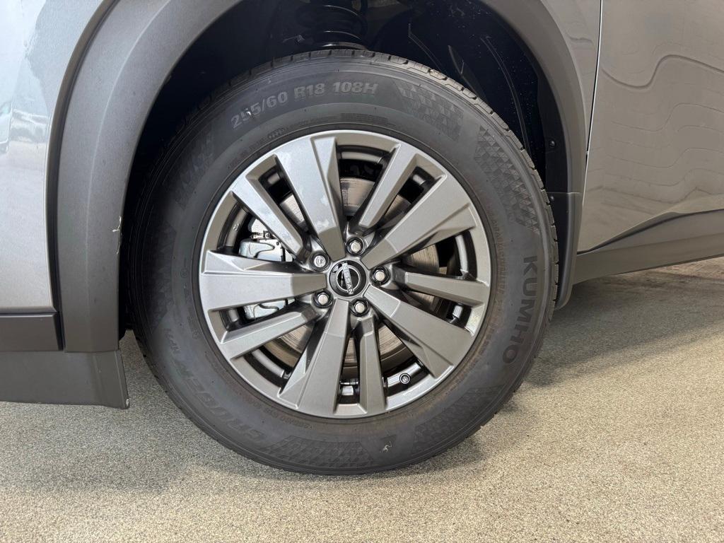 new 2025 Nissan Pathfinder car
