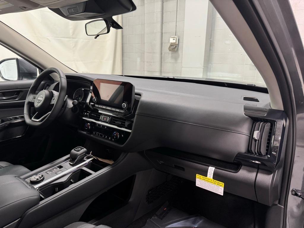 new 2025 Nissan Pathfinder car