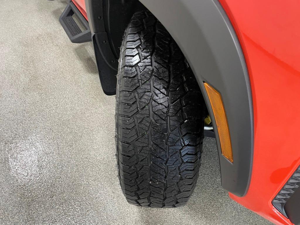 new 2025 Nissan Frontier car