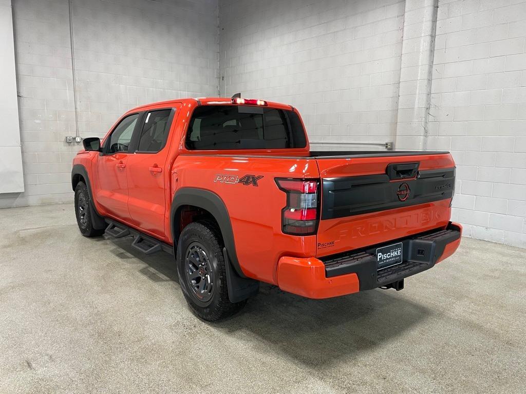 new 2025 Nissan Frontier car