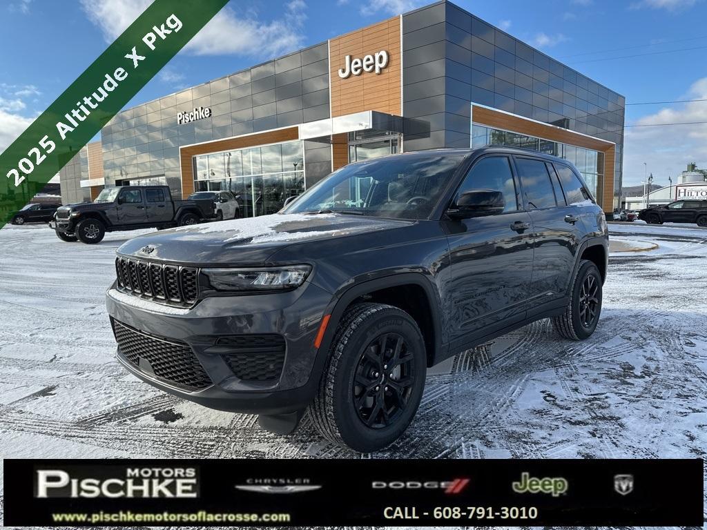 new 2025 Jeep Grand Cherokee car, priced at $43,929