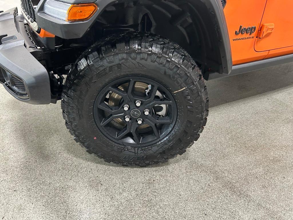 new 2025 Jeep Wrangler car