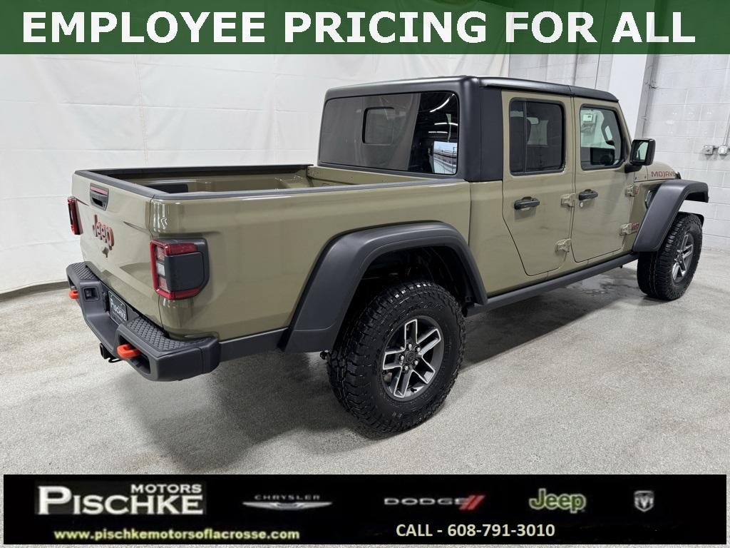 new 2025 Jeep Gladiator car