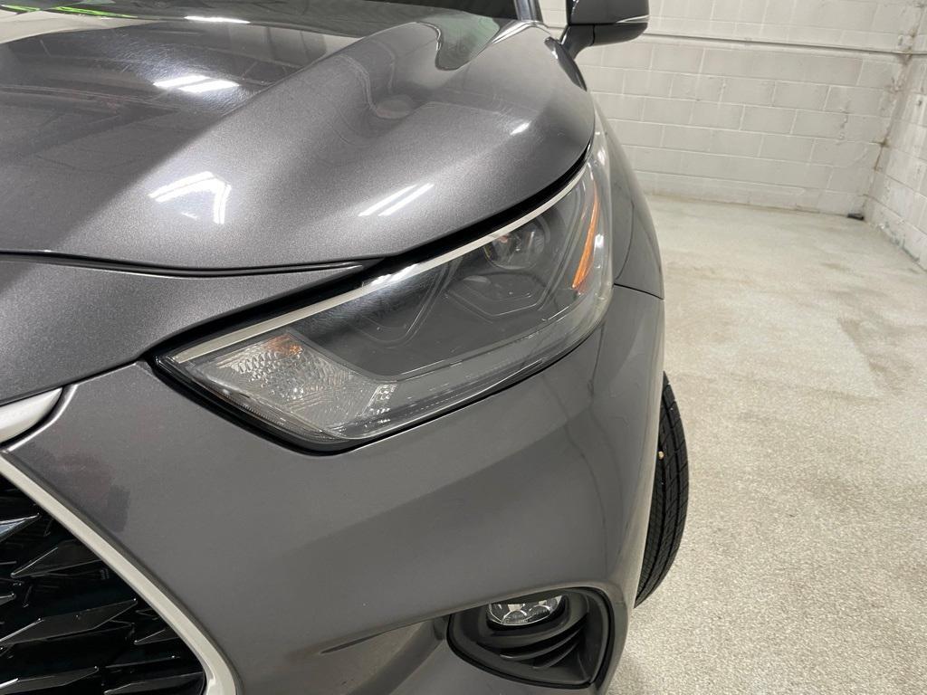 used 2022 Toyota Highlander car, priced at $33,488