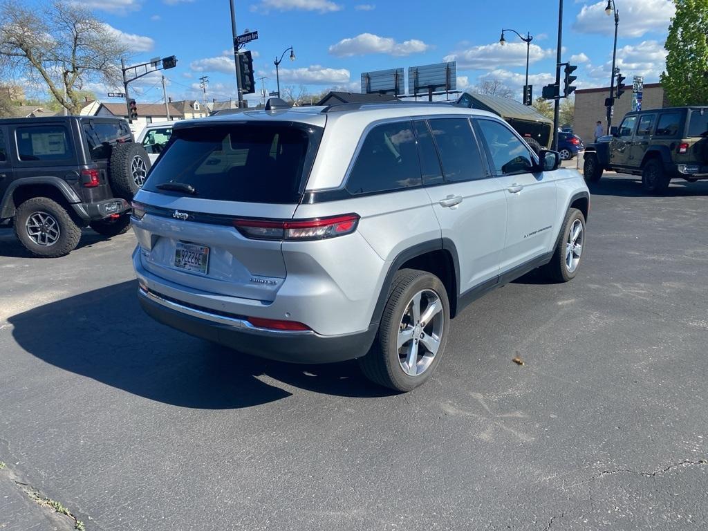 used 2022 Jeep Grand Cherokee car