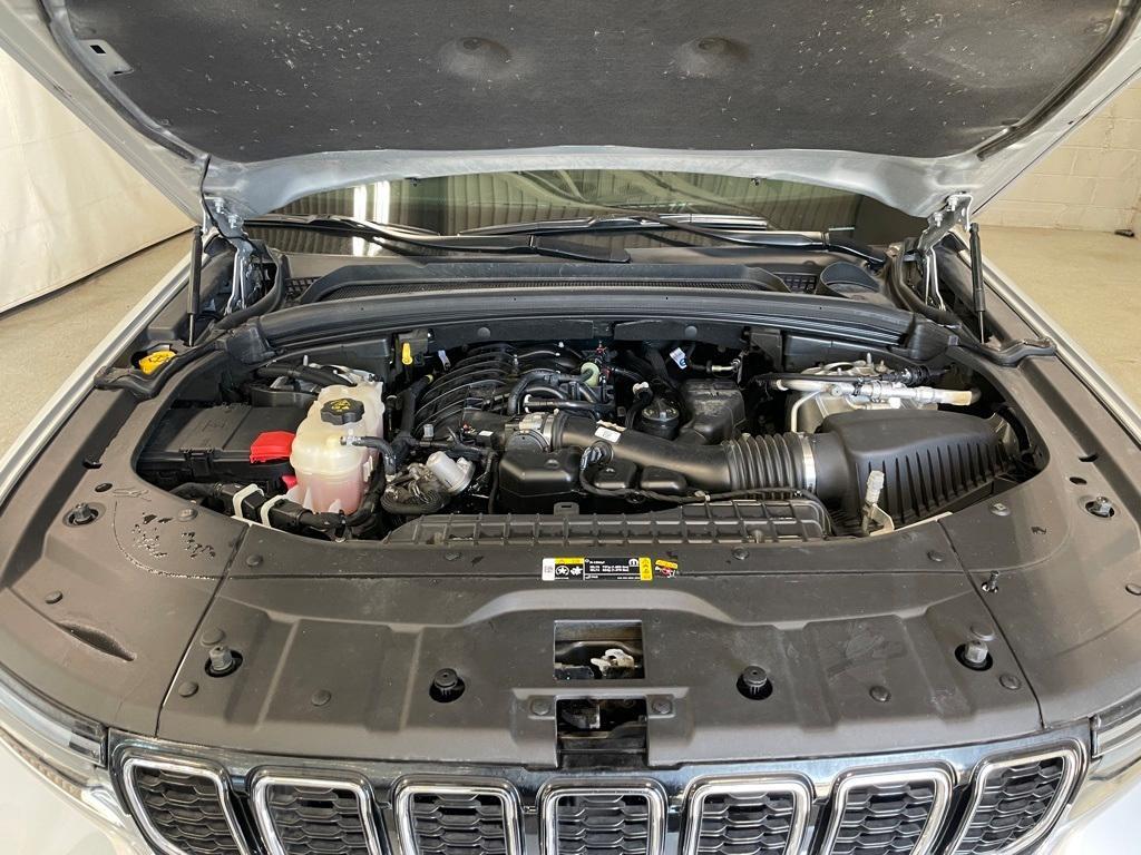 used 2022 Jeep Grand Cherokee car, priced at $25,990