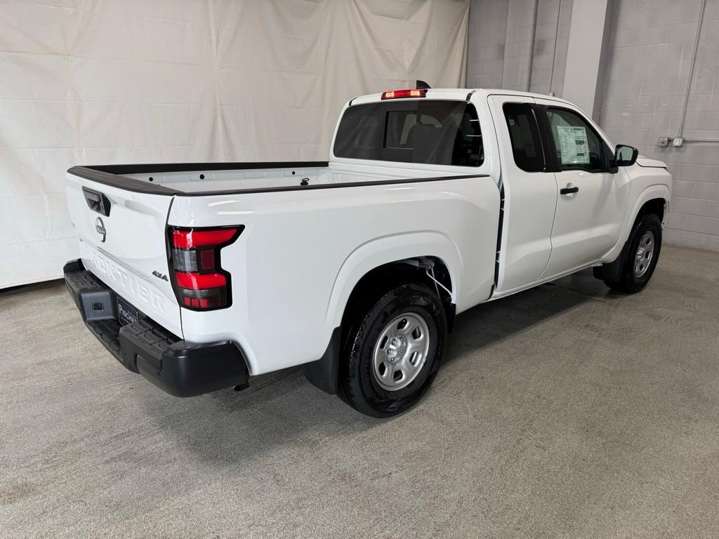 new 2025 Nissan Frontier car