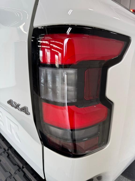 new 2025 Nissan Frontier car