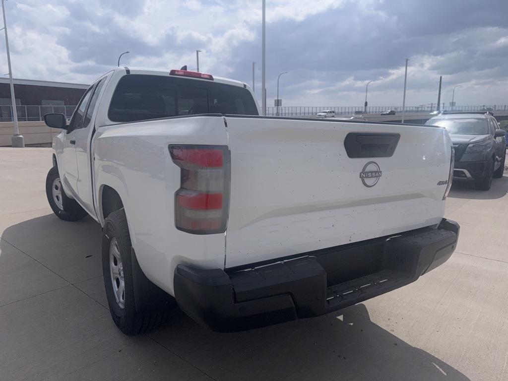 new 2025 Nissan Frontier car