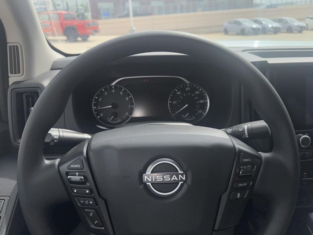 new 2025 Nissan Frontier car