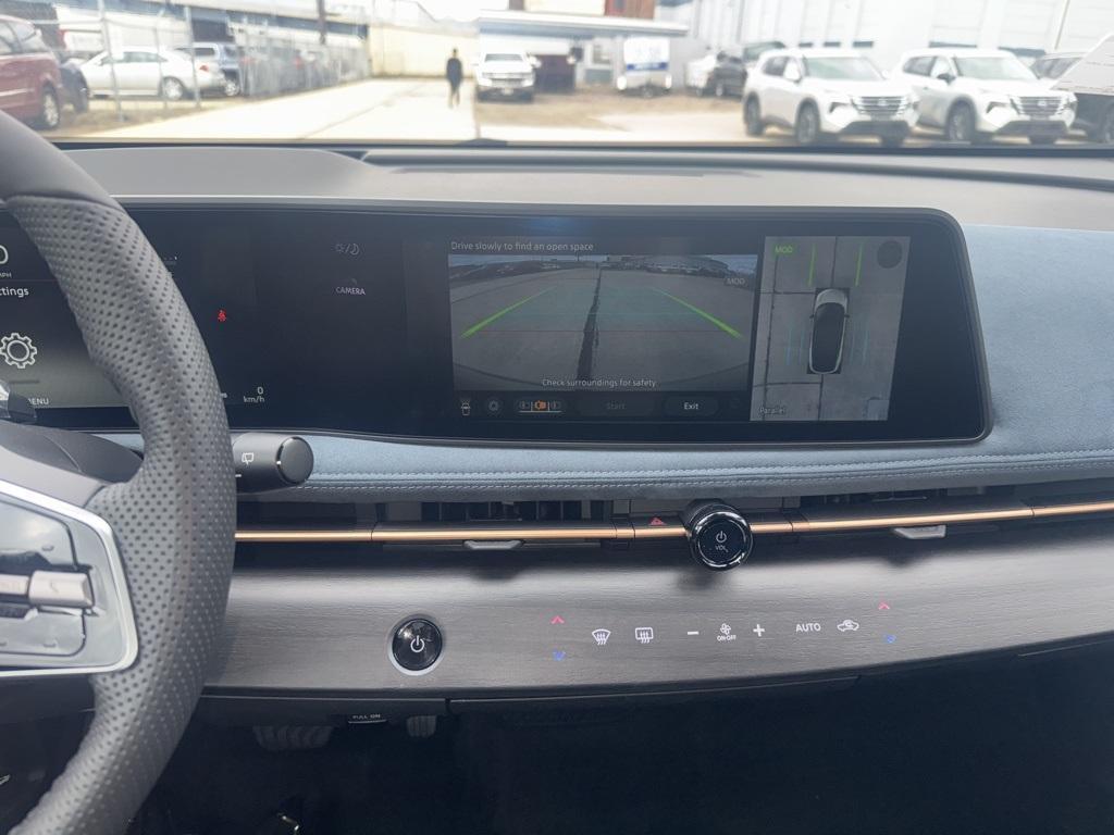 new 2025 Nissan ARIYA car