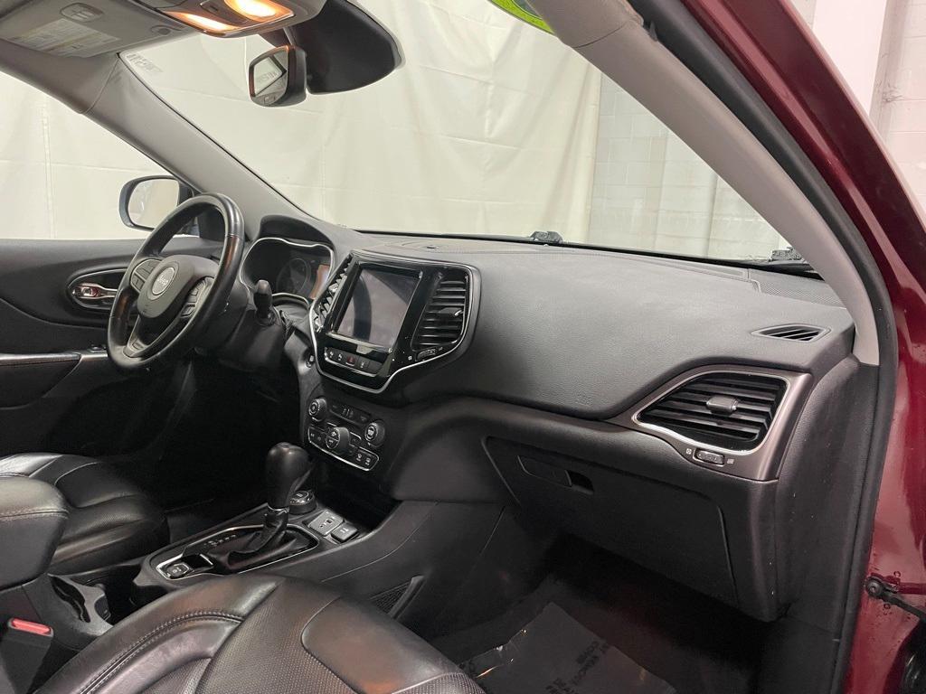 used 2019 Jeep Cherokee car, priced at $17,490