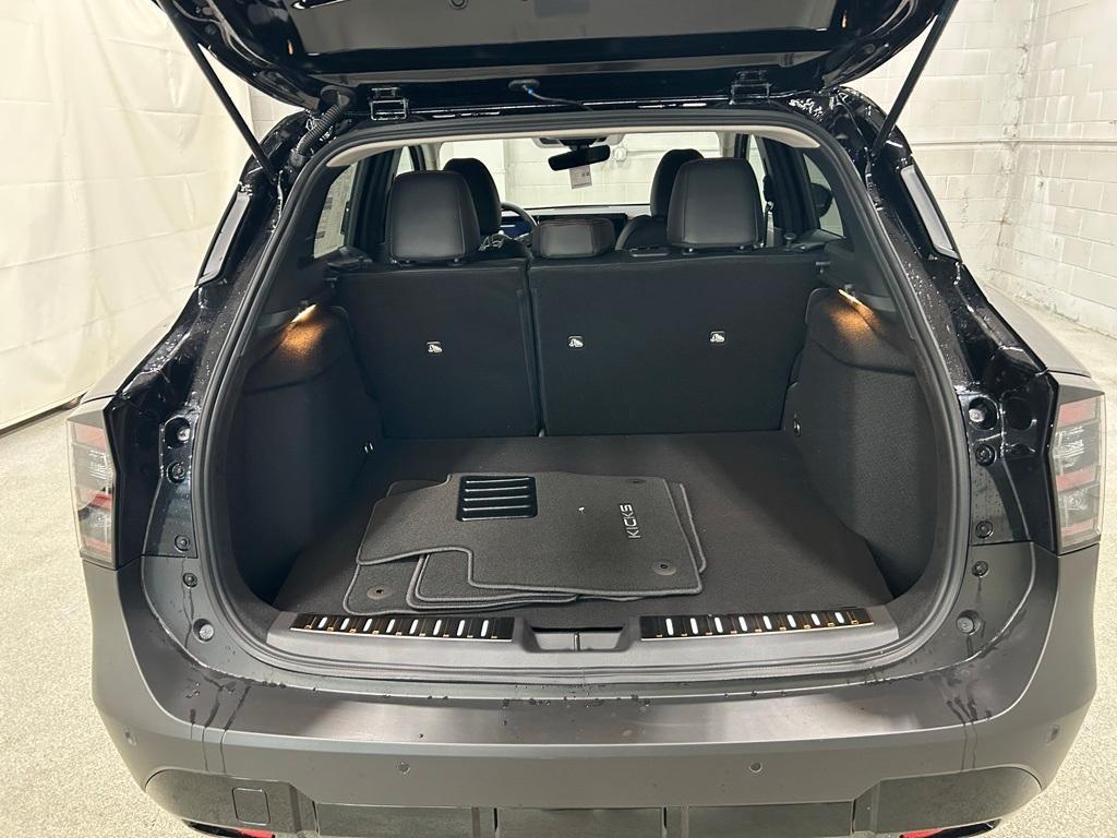 new 2025 Nissan Kicks car