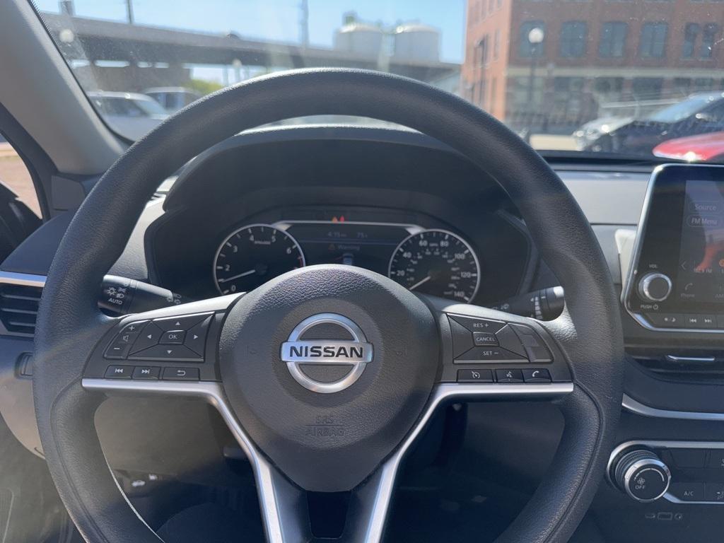used 2021 Nissan Altima car