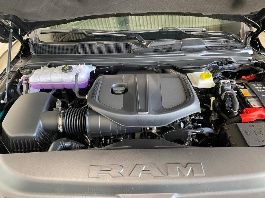 new 2025 Ram 1500 car, priced at $58,661