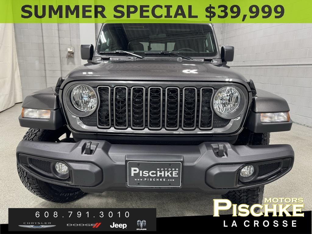 new 2025 Jeep Gladiator car