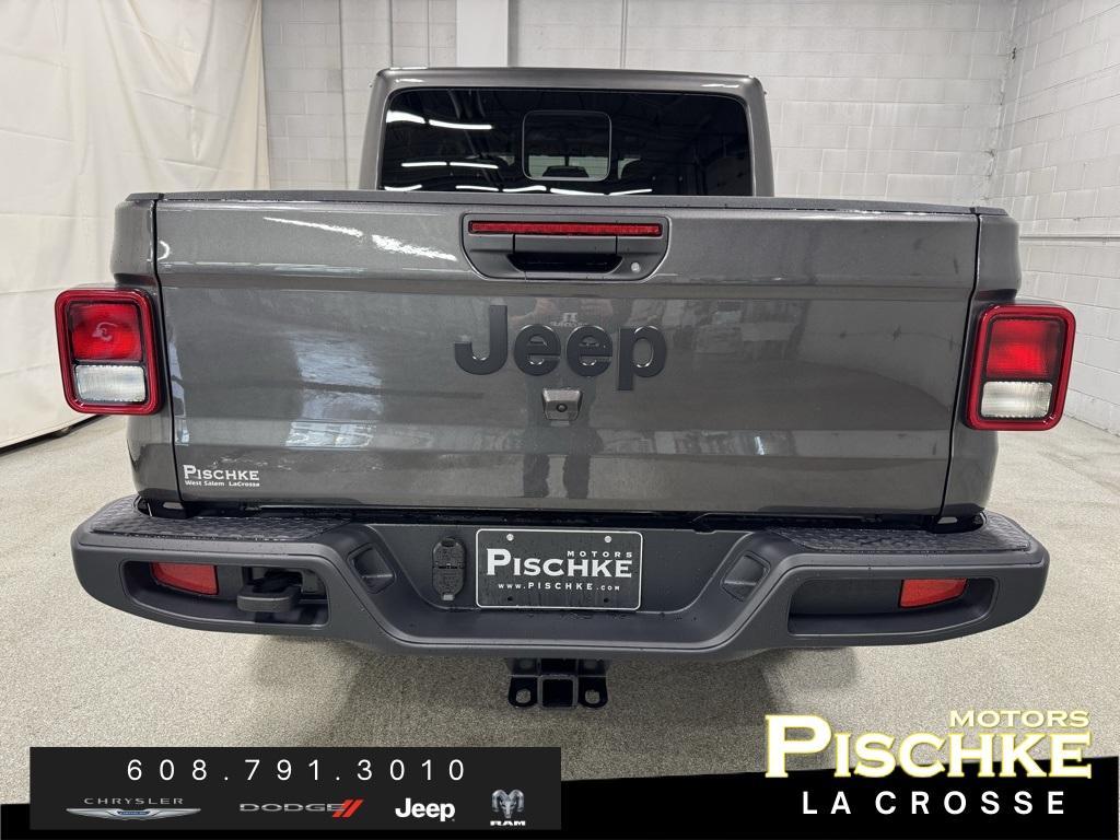 new 2025 Jeep Gladiator car
