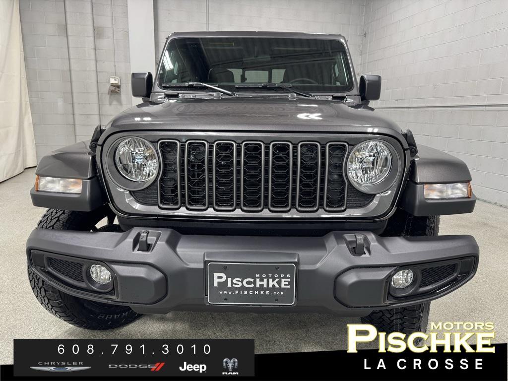 new 2025 Jeep Gladiator car
