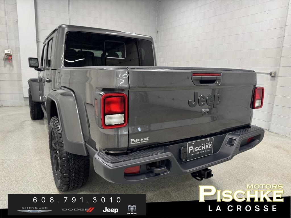 new 2025 Jeep Gladiator car