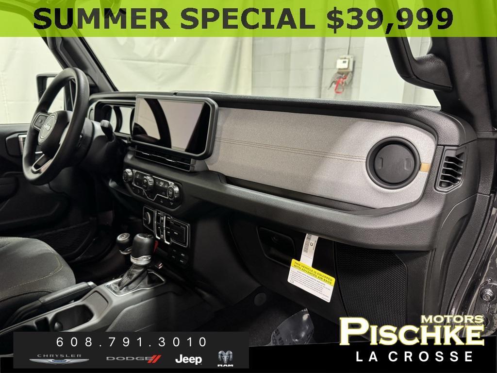 new 2025 Jeep Gladiator car