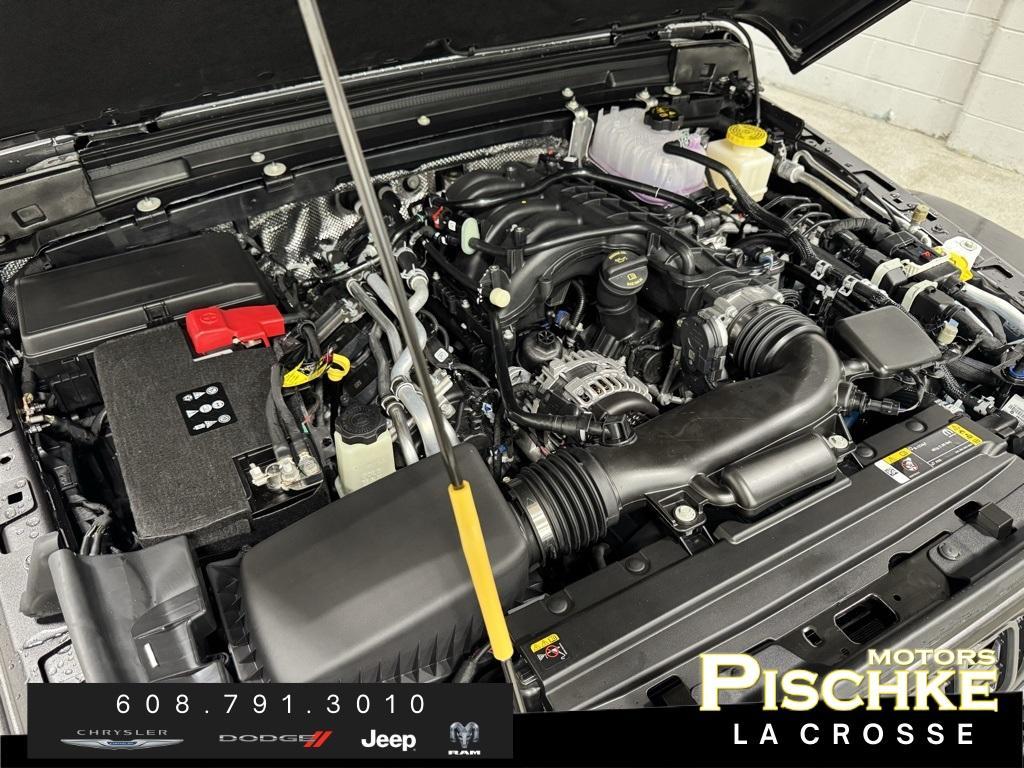 new 2025 Jeep Gladiator car