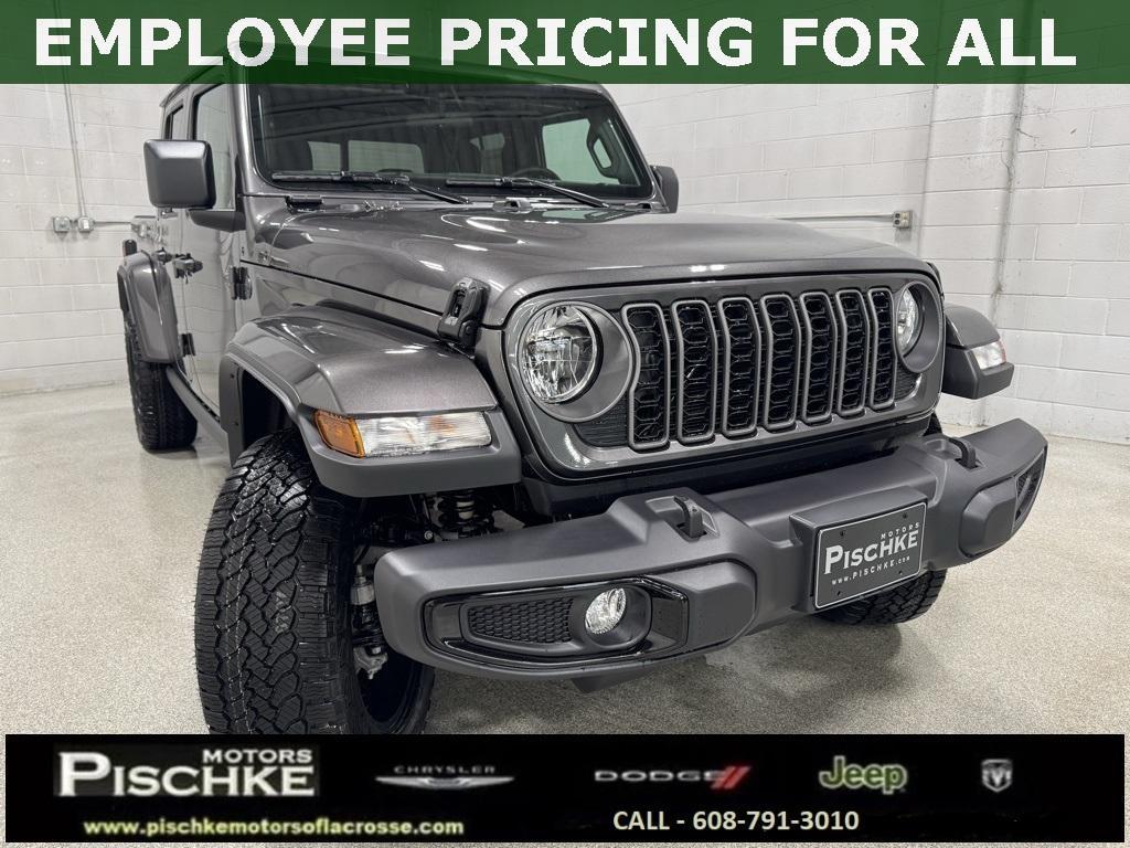 new 2025 Jeep Gladiator car