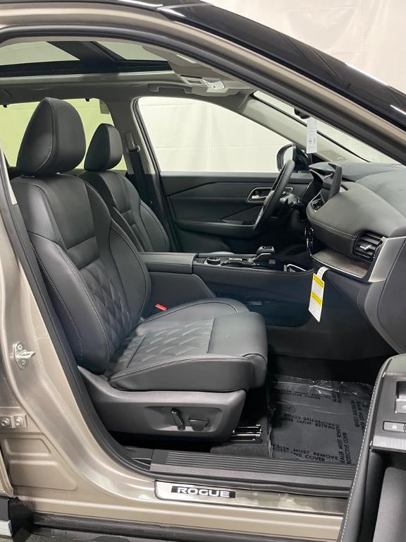 new 2025 Nissan Rogue car