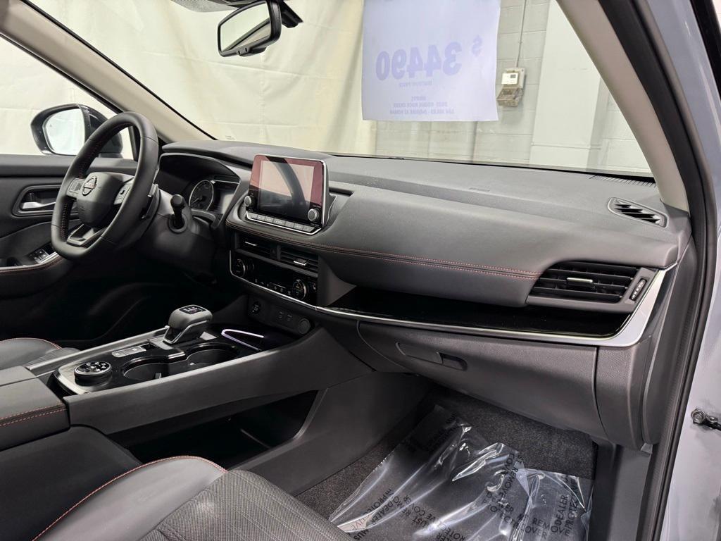 used 2025 Nissan Rogue car, priced at $34,990