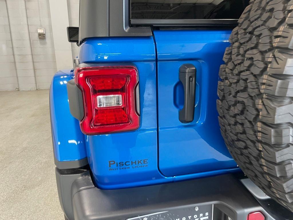 used 2022 Jeep Wrangler Unlimited car, priced at $41,990