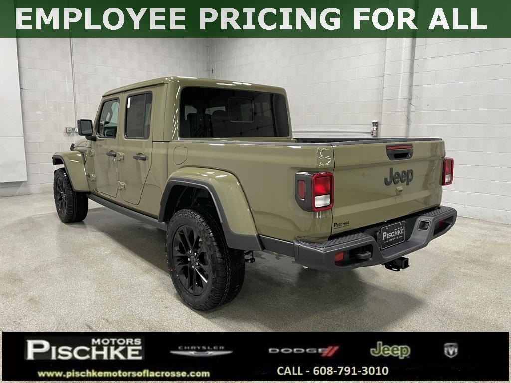 new 2025 Jeep Gladiator car
