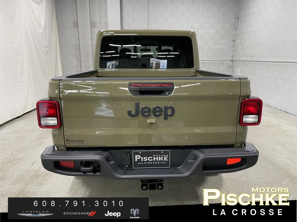new 2025 Jeep Gladiator car