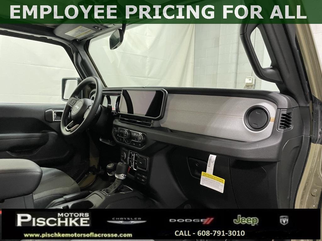 new 2025 Jeep Gladiator car