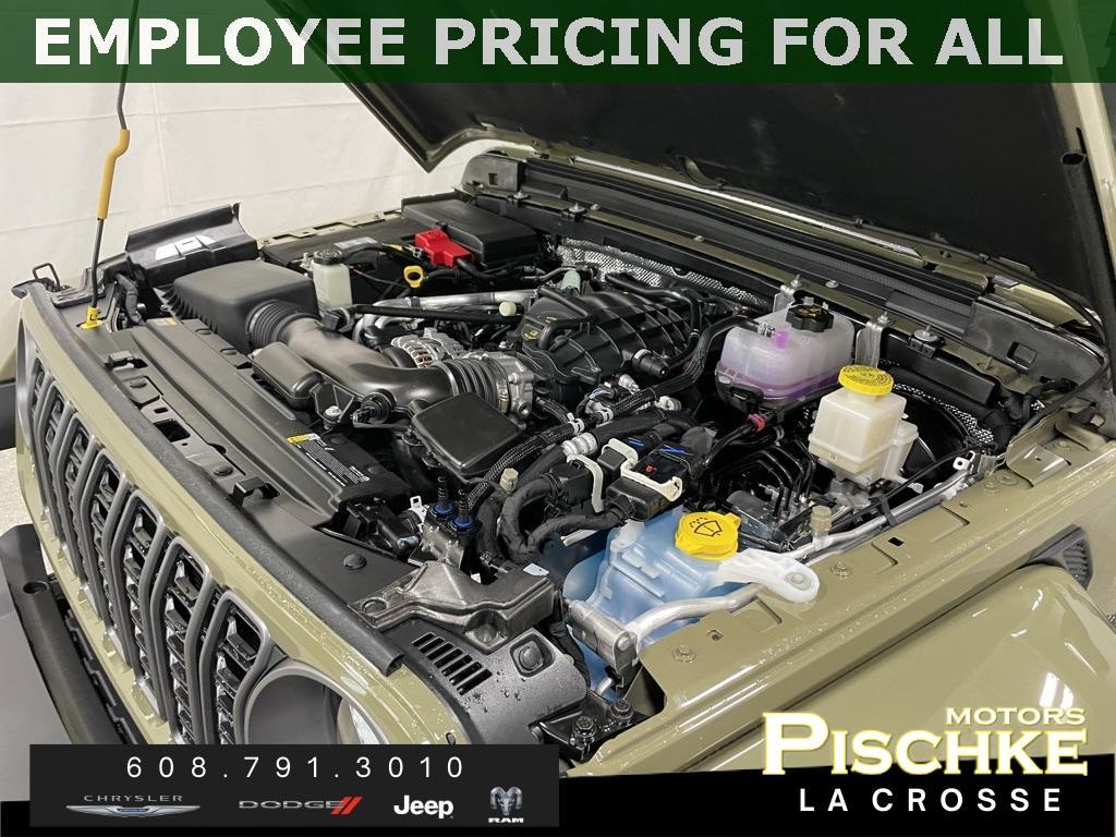 new 2025 Jeep Gladiator car