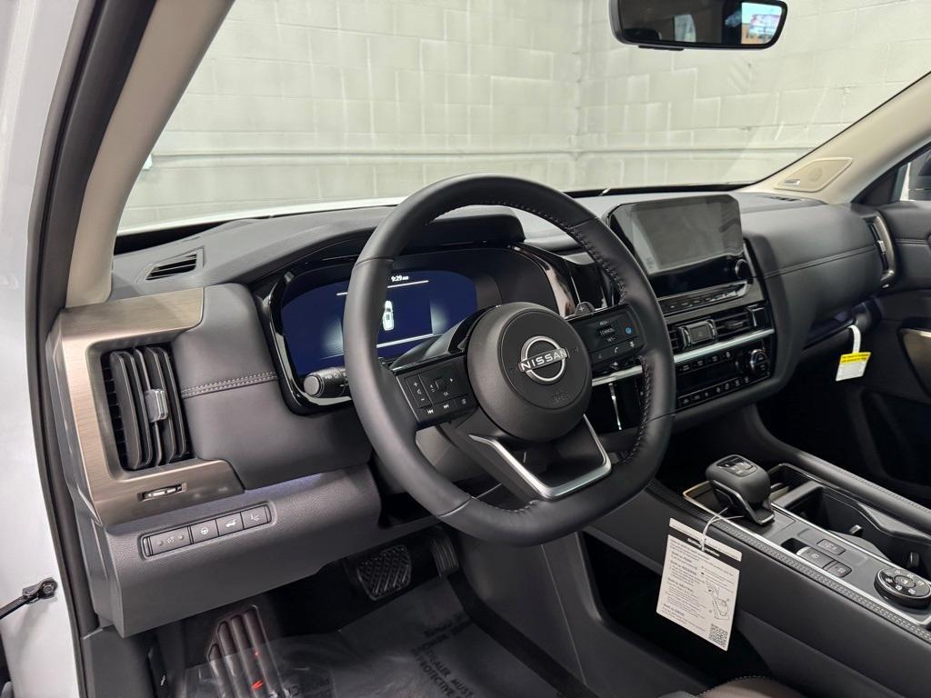 new 2025 Nissan Pathfinder car