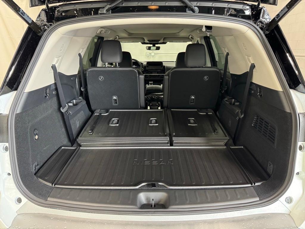 new 2025 Nissan Pathfinder car