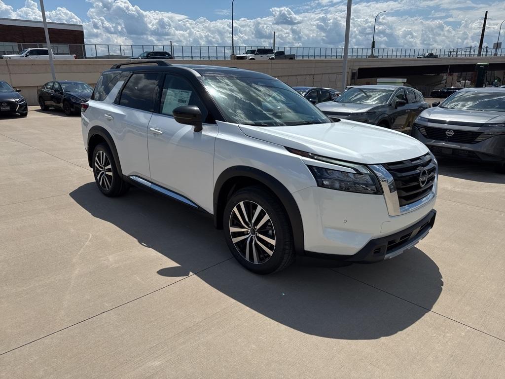 new 2025 Nissan Pathfinder car