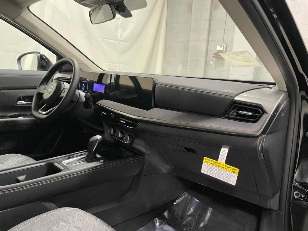 new 2025 Nissan Kicks car