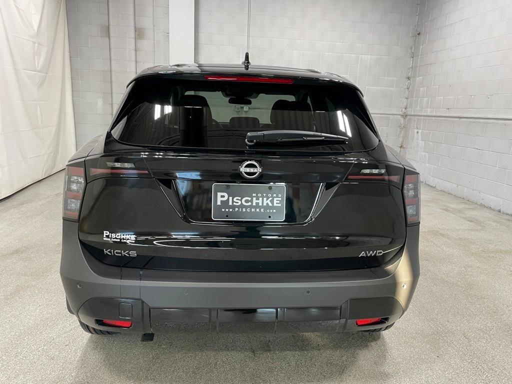 new 2025 Nissan Kicks car